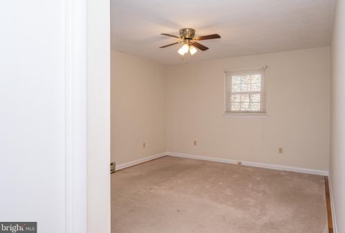 901 Enola Rd, Carlisle PA 17015-9548 exterior