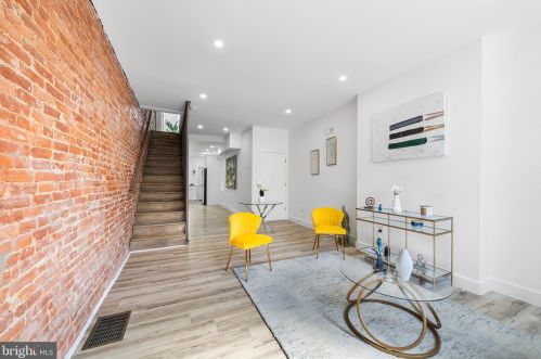 2243 Dickinson St, Philadelphia, PA 19146-4204