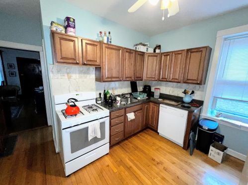 2170 Windsor Ave, Chicago, IL 60625-1612