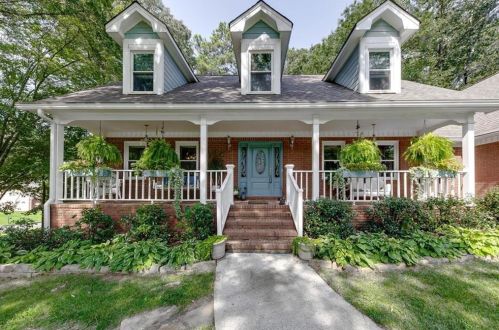 2147 Caneridge Dr, Marietta, GA 30064-4360