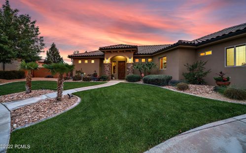 1967 430 North Cir, Saint George UT 84790-9032 exterior