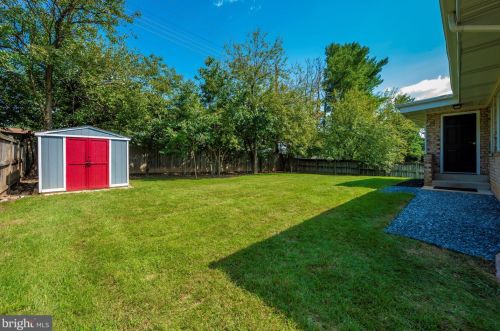 1306 Leister Dr, Silver Spring MD 20904-1547 exterior