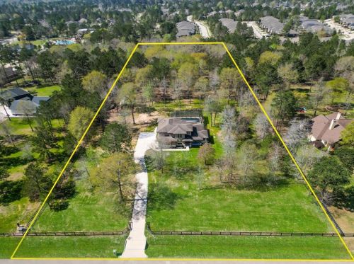 11264 Blue Grass Way, Conroe TX  77304-1179 exterior