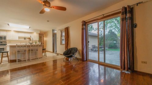 9601 Dogwood Dr, Hammond IN 46321-3709 exterior