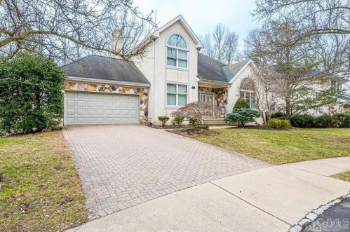 30 Lavender Dr, Princeton, NJ 08540-9448