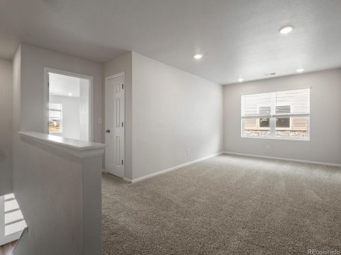 766 Rome St, Aurora CO 80019-3144 exterior