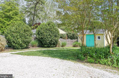 213 Avondale Cir, Severna Park MD  21146-4403 exterior