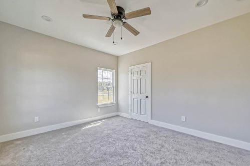 206 Cattle Drive Trl, Angleton TX 77515-9085 exterior