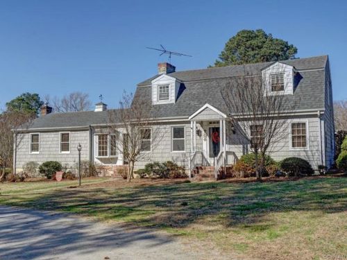 10131 Fortsville Rd, Capron, VA 23829-2923
