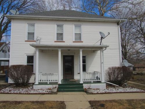 103 Church St, Arlington, IL 61312-9213
