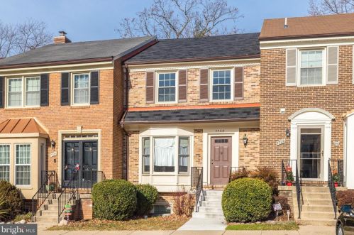 7722 Bristol Square Ct, Springfield VA  22153-3120 exterior