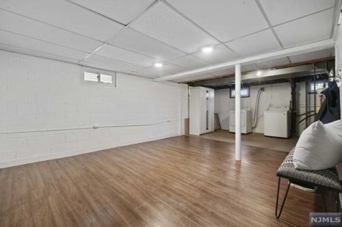 2 6th St, Wood-Ridge NJ  07075-2118 exterior