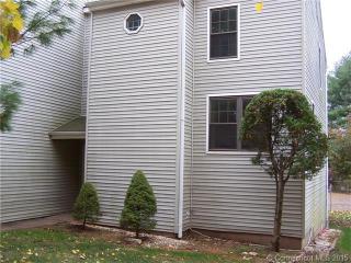 36 Horizon Hill Rd, Hartford, CT 06111-5115