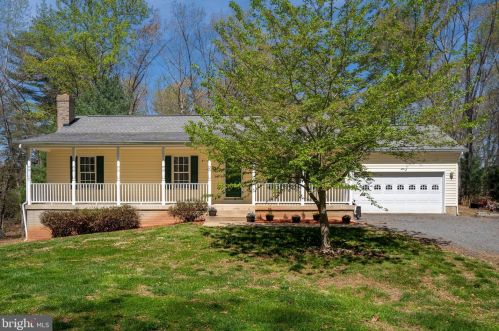 2570 Courtney School Rd, Midland, VA 22728-2400