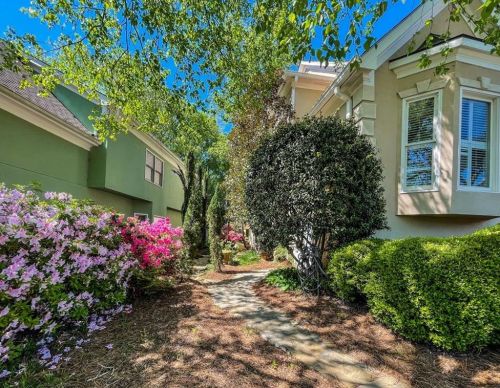 1746 Harts Run, Atlanta, GA 30341-1758