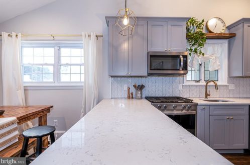 230 Bradley Ave, Haddonfield NJ 08033-2903 exterior