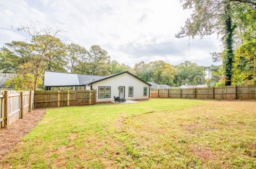 1125 Edgefield Dr, Atlanta GA  30310-3716 exterior