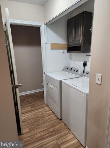 16 Courtyard Dr, Carlisle PA  17013-1395 exterior