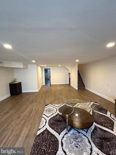 8603 Bustleton Ave, Philadelphia PA  19152-1205 exterior