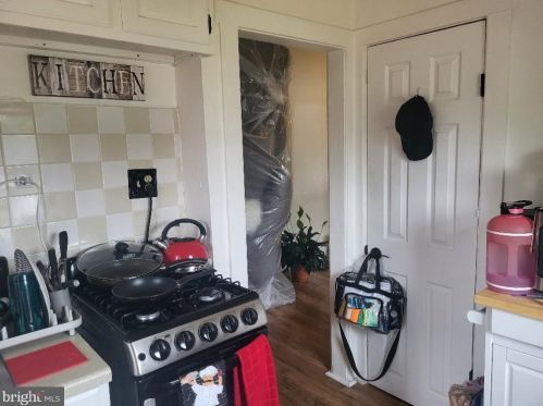 457 Curtis Ave, Camden NJ 08108-3206 exterior