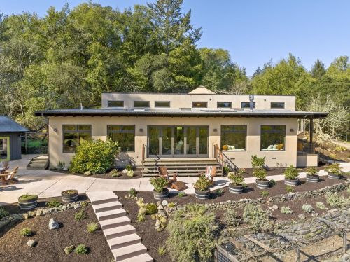1100 Sexton Rd, Sebastopol, CA 95472-8968