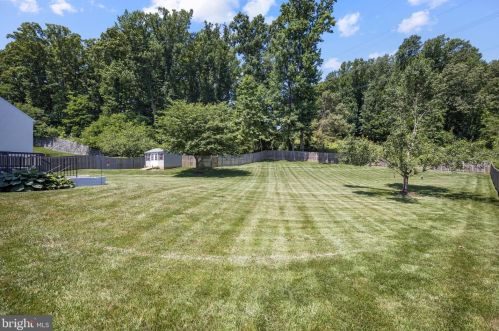 19308 Bothwell Ct, Triangle VA  22172-2341 exterior