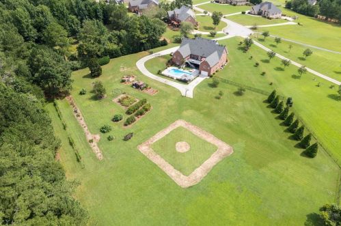 114 Wisteria Way, Stockbridge GA 30281-6515 exterior