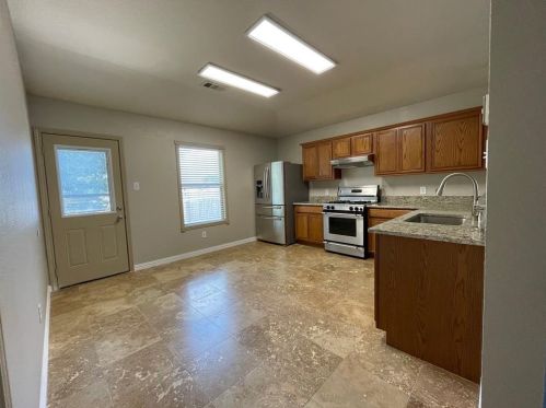 5924 Bridal Trl, Fort Worth TX  76179-2352 exterior