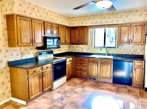 405 Central Ave, Denver, CO 80601-3314