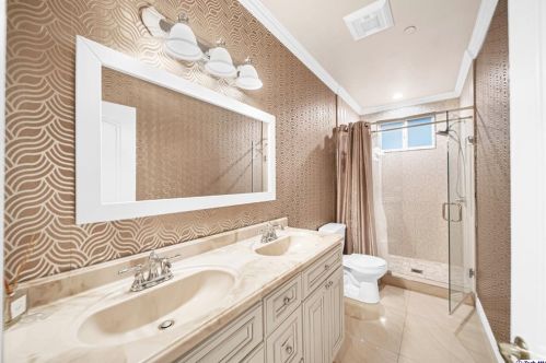 809 Lomita Ave, Glendale CA  91205-1617 exterior