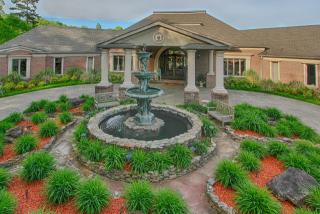 2129 Clematis Dr, Hixson, TN 37343-3511