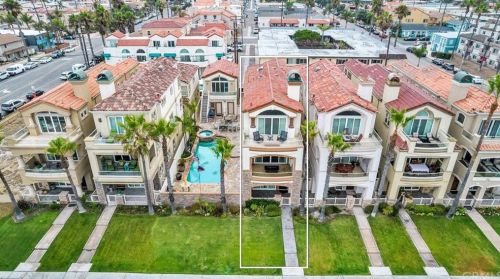 1610 Pacific Coast Hwy, Huntington Beach CA  92648-4434 exterior