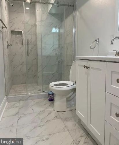 2400 Howard St, Philadelphia PA  19133-4008 exterior