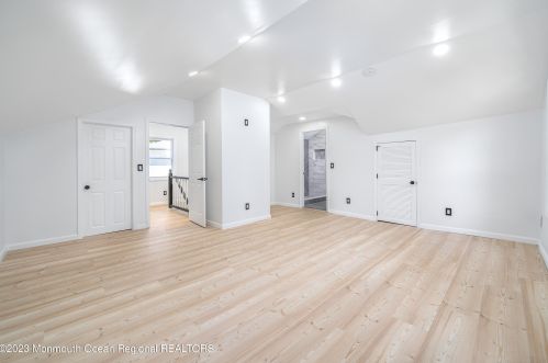 69 Byrnes Ln, Tinton Falls NJ  07724-1507 exterior