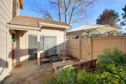 8182 Rose Vine Ln, Fair Oaks, CA 95628-2839