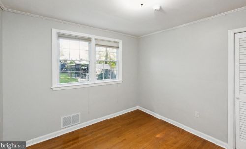 2009 Forest Hill Dr, Silver Spring MD 20903-1532 exterior