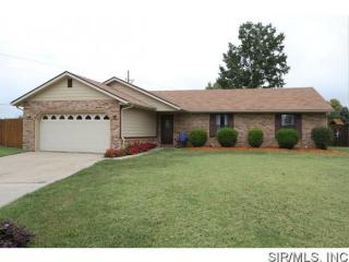 737 Deerfield Dr, Belleville, IL 62226-1000