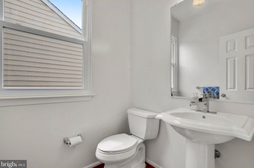 12529 Stratford Garden Dr, Silver Spring MD  20904-1557 exterior