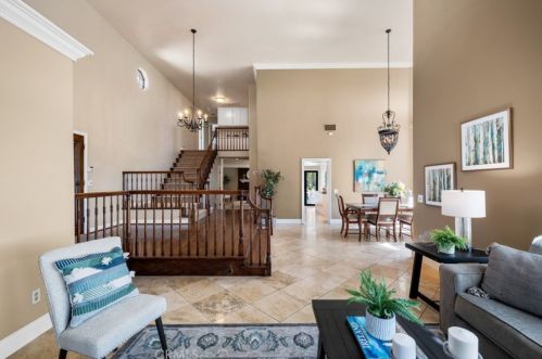 8079 Golden Star Ave, Riverside CA  92506-5710 exterior