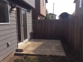 475 Donna Dr, Newberg OR  97132-2276 exterior