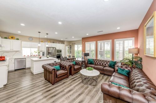 9 Carmichael, Irvine CA  92602-0939 exterior