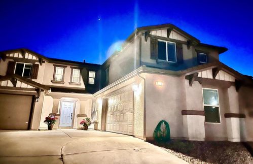 9212 Rainbow Creek Way, Elk Grove, CA 95624-4814