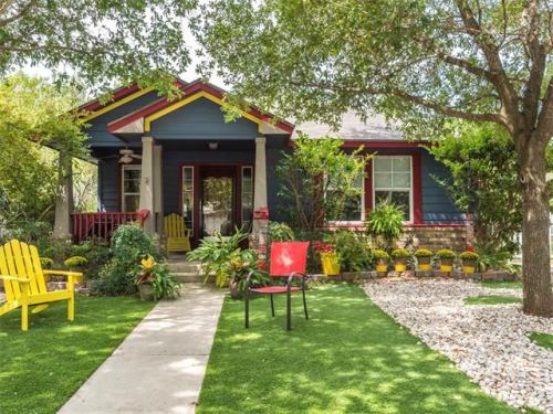 247 Strawn, Uhland TX  78640-4309 exterior