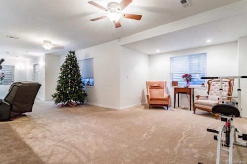 6654 Rome St, Aurora CO 80016-6023 exterior