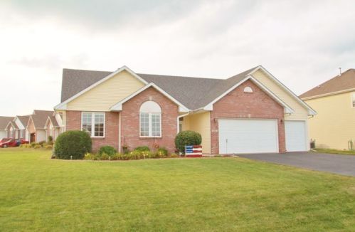 621 Calenoula St, The Ledges, IL 61073-9403