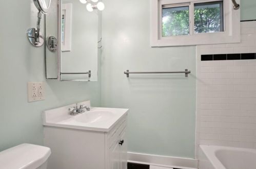 955 Hall Pl, Atlanta GA  30318-4926 exterior