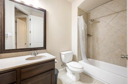 201 Desert Primrose Dr, Austin TX  78748-4031 exterior