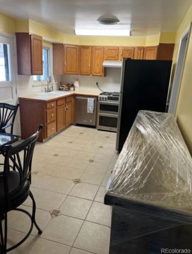 2705 Billings St, Denver, CO 80011-2862