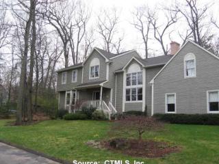 9 Quail Rdg, Farmington, CT 06032-3562