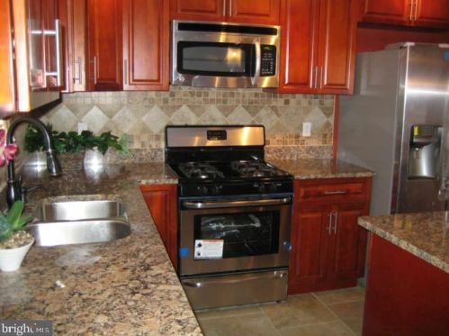 1617 19th St, Philadelphia PA  19145-1437 exterior